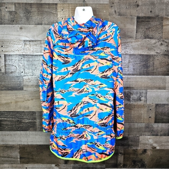 NIKE Women's Packable Camouflage Trail Running Jacket - Picture 4 of 7